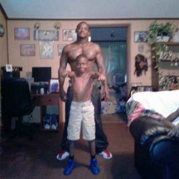 Meet your Posher, Ruth - Picture 1 of 1